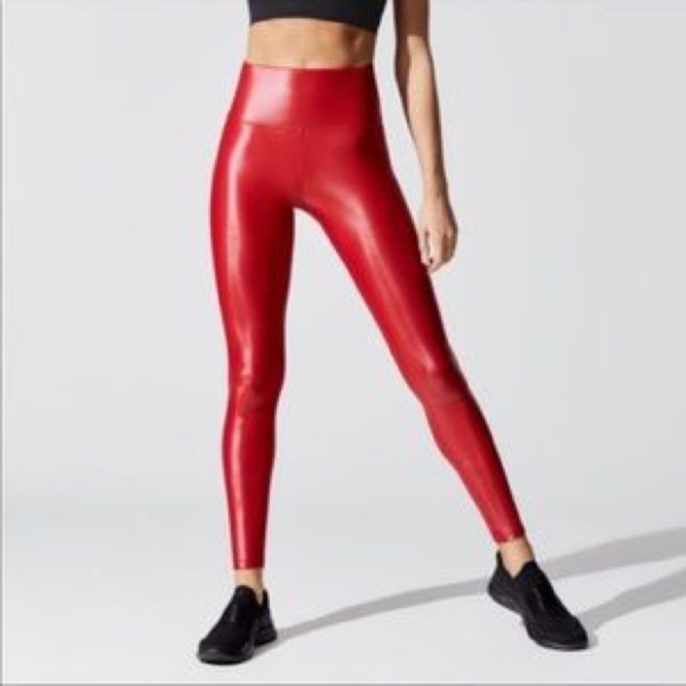 NWT Carbon 38 Takara 7/8 legging in deep true red sz S